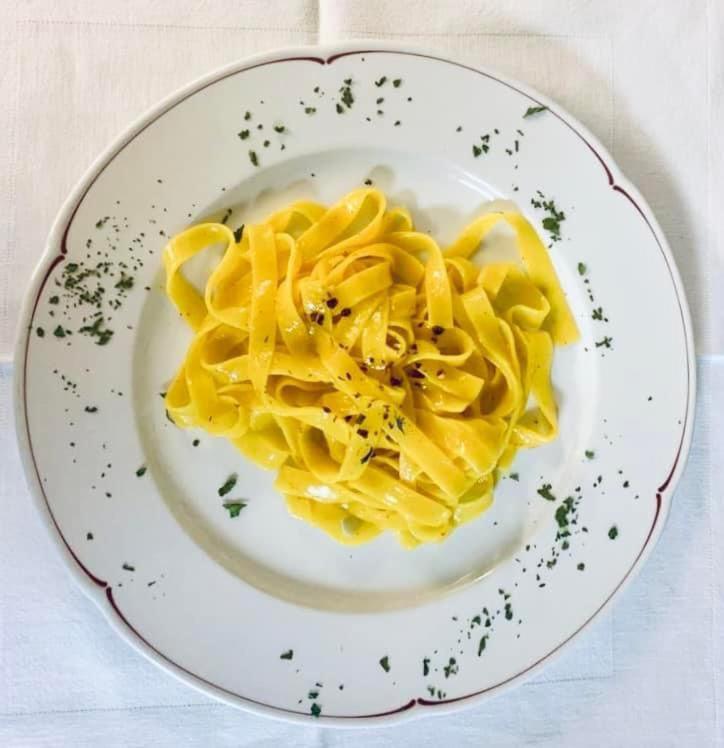 Ristorante Della Stazione Ξενοδοχείο Tegna Εξωτερικό φωτογραφία